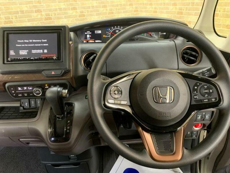 N BOX