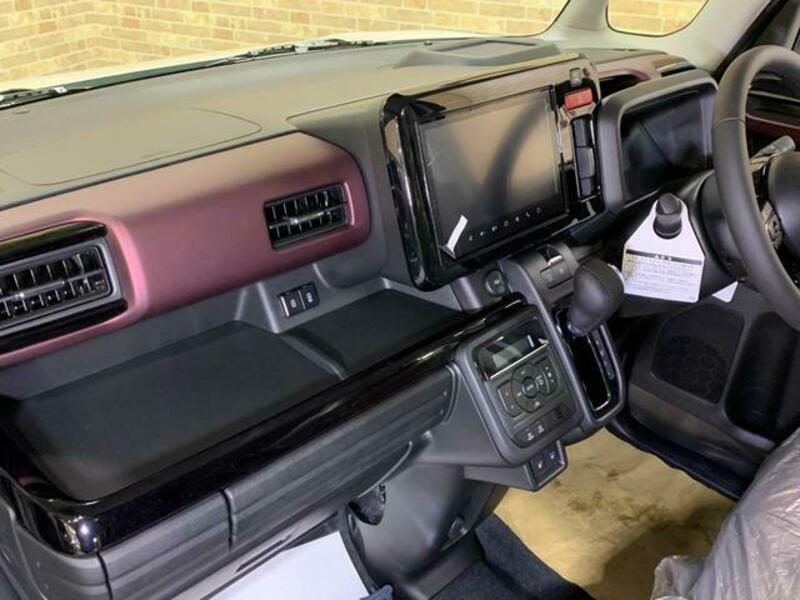 SPACIA CUSTOM