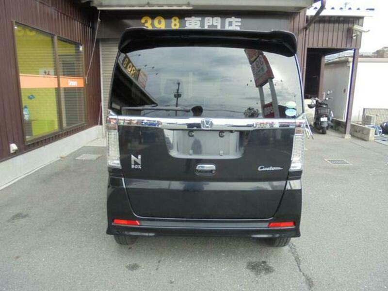 N BOX CUSTOM