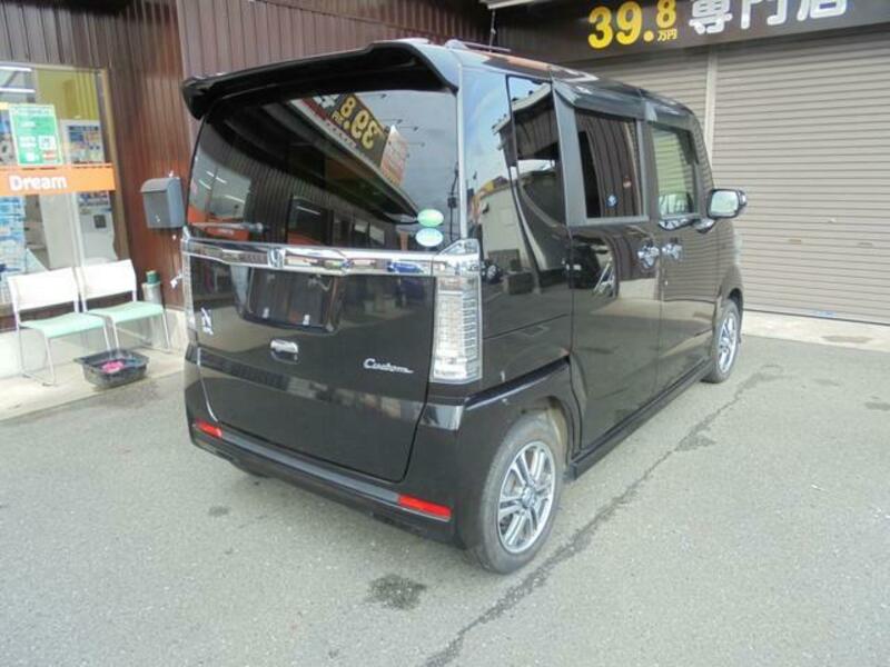N BOX CUSTOM