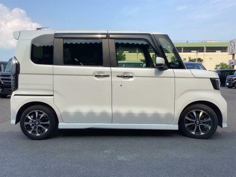 N BOX CUSTOM