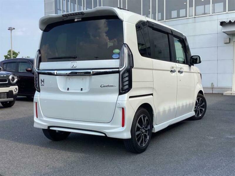 N BOX CUSTOM