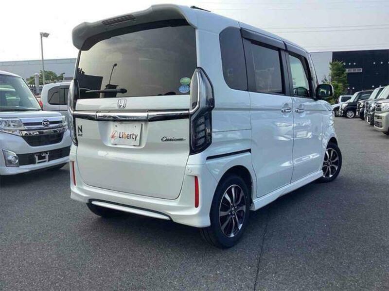 N BOX CUSTOM