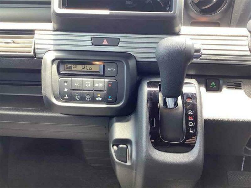 N-VAN