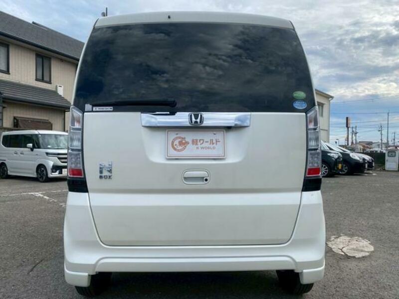 N BOX