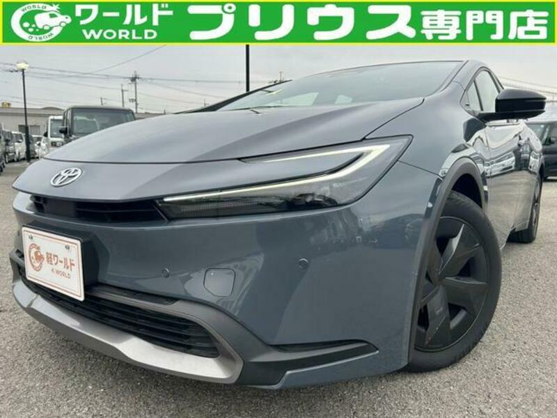 TOYOTA PRIUS
