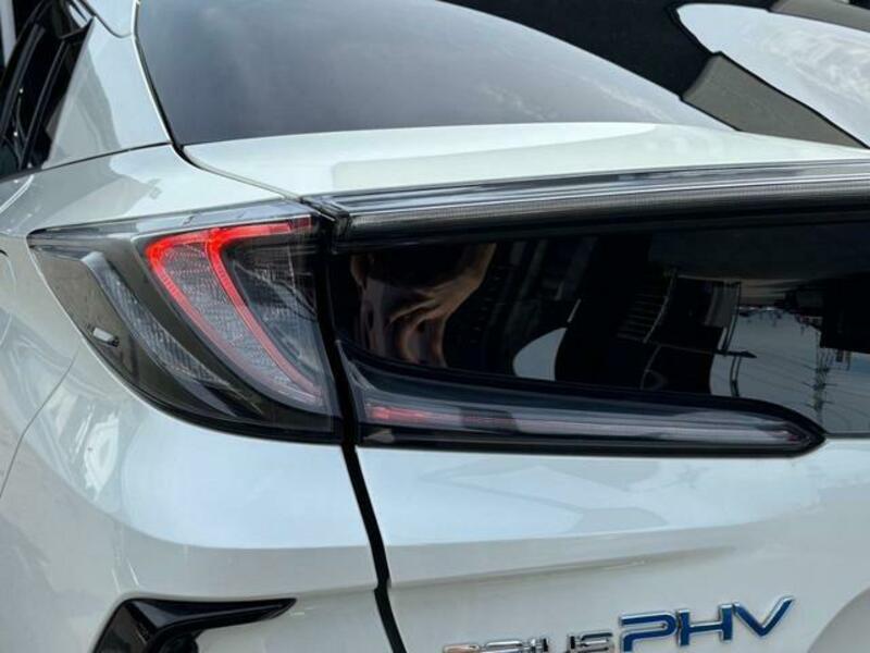 PRIUS PHV
