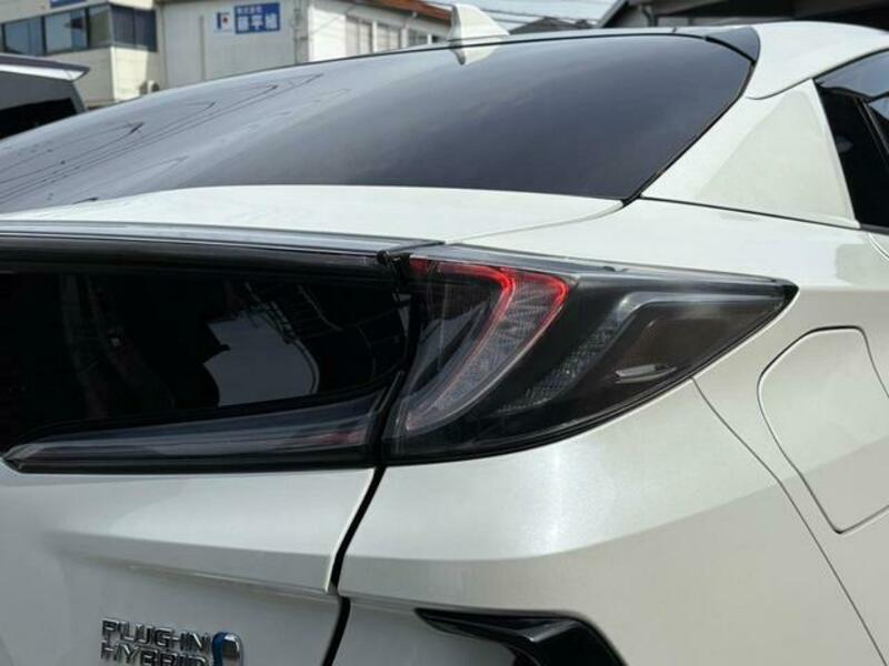 PRIUS PHV