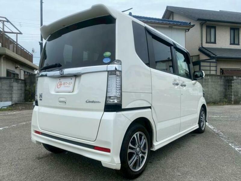 N BOX CUSTOM