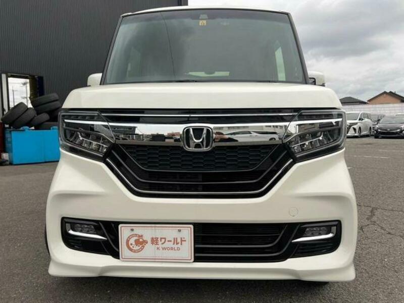 N BOX CUSTOM