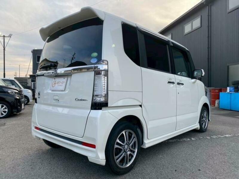 N BOX CUSTOM