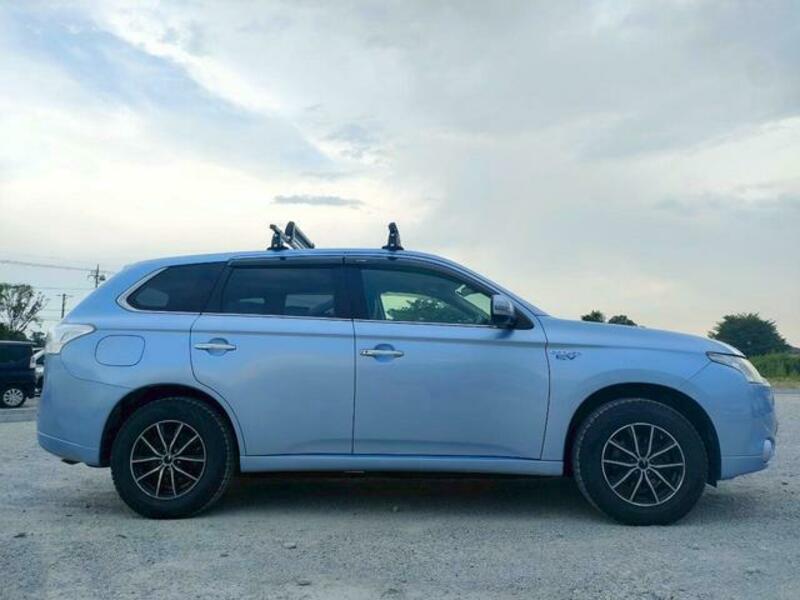 OUTLANDER PHEV