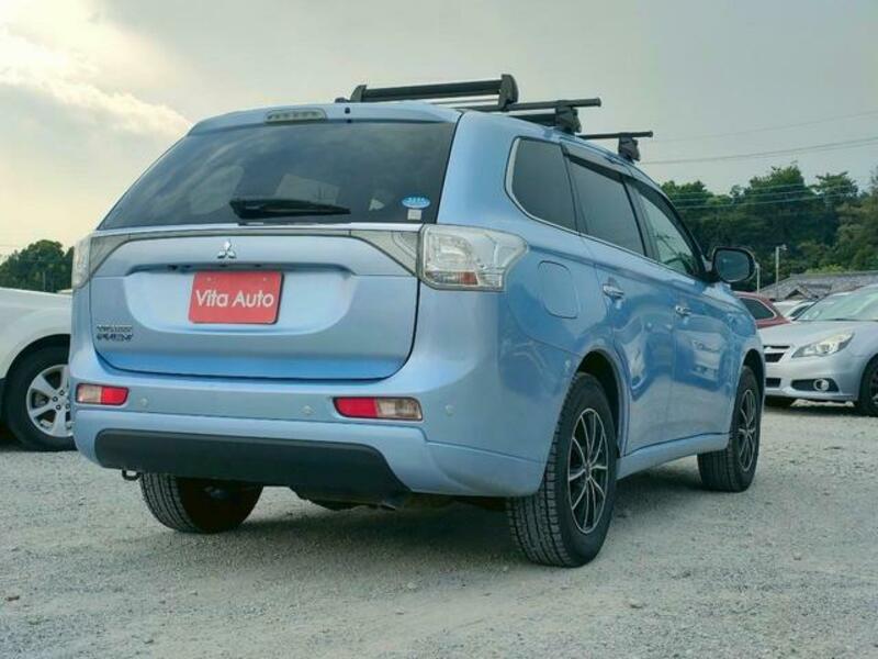 OUTLANDER PHEV