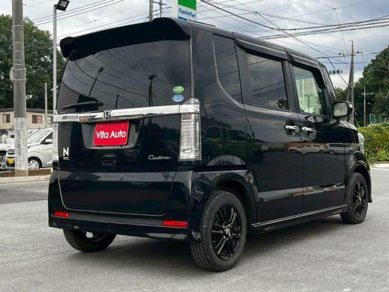 N BOX CUSTOM