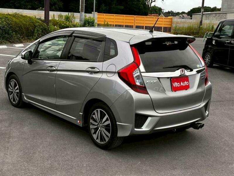 FIT HYBRID