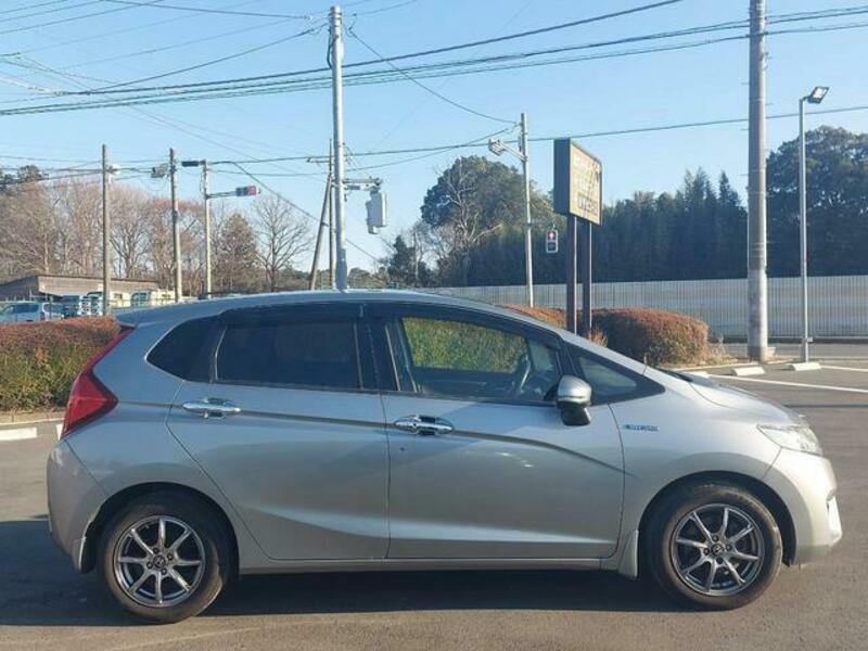 FIT HYBRID