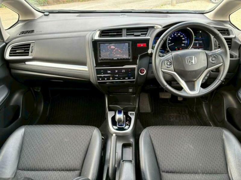 FIT HYBRID