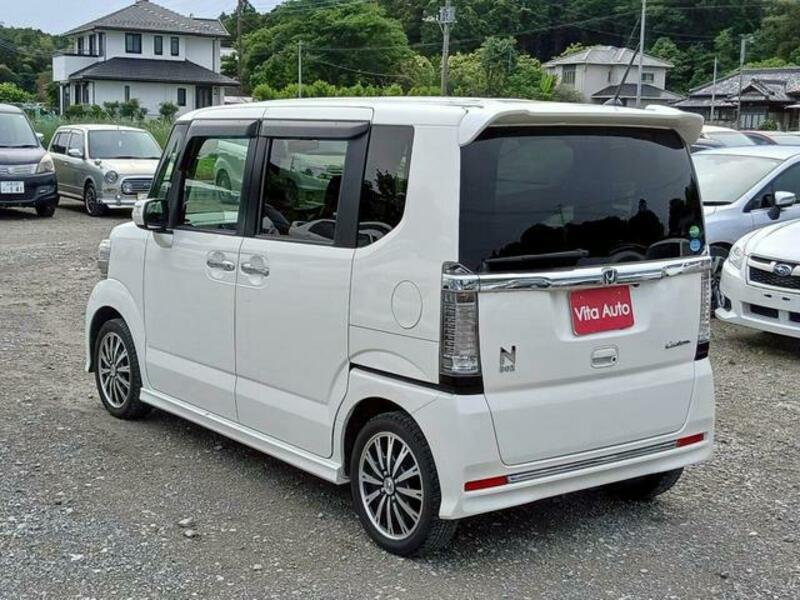 N BOX CUSTOM