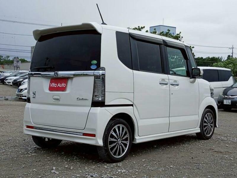 N BOX CUSTOM