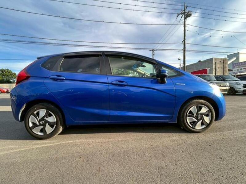 FIT HYBRID