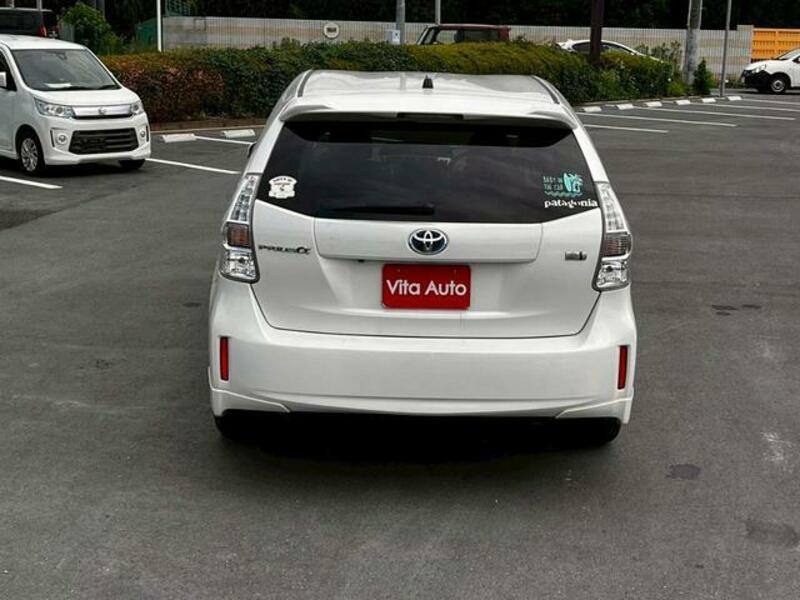 PRIUS ALPHA