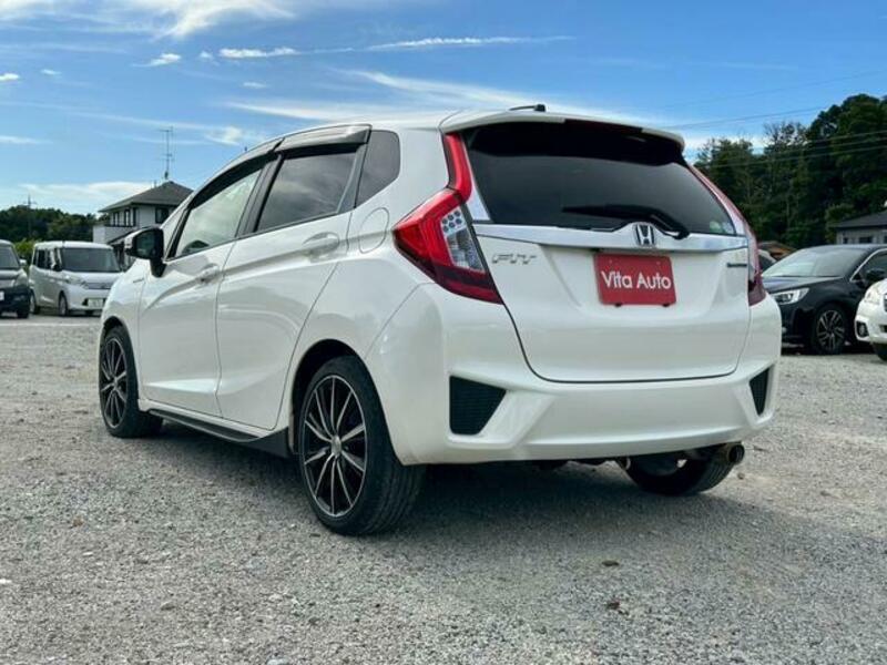 FIT HYBRID