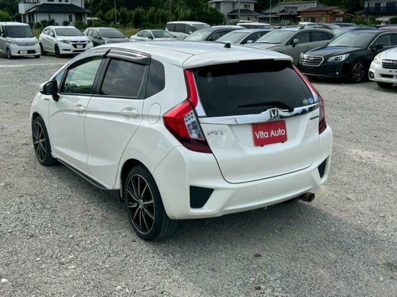 FIT HYBRID