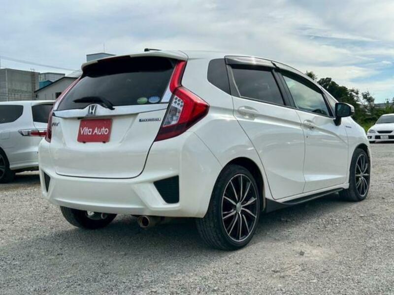 FIT HYBRID