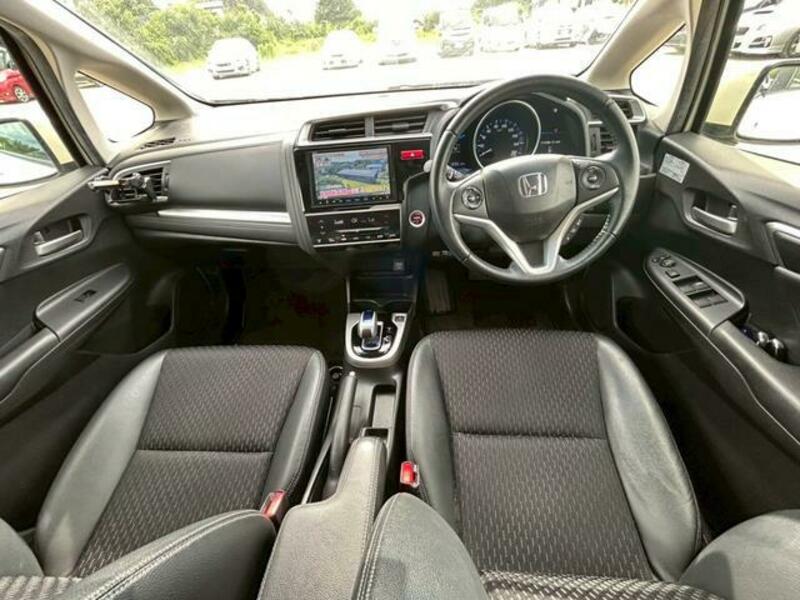 FIT HYBRID