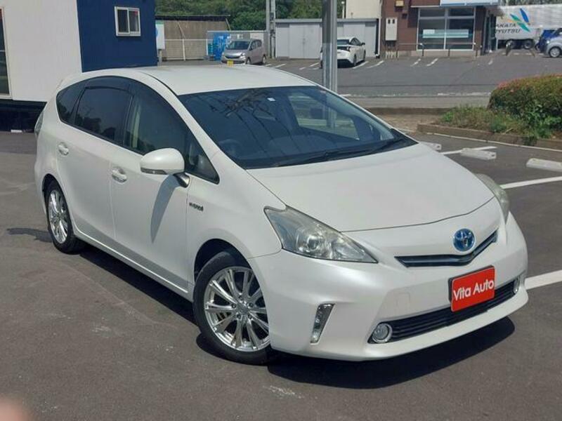 PRIUS ALPHA