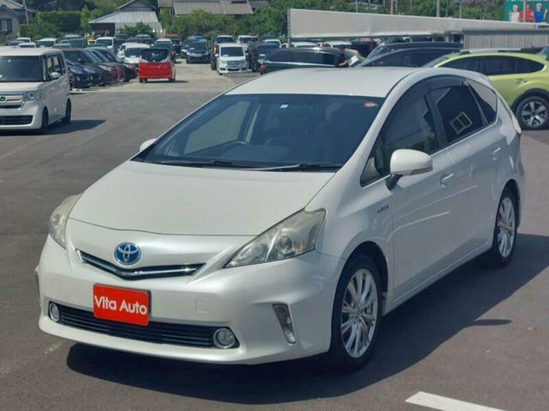 PRIUS ALPHA