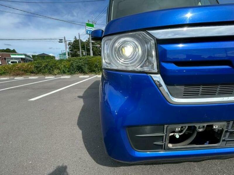 N BOX