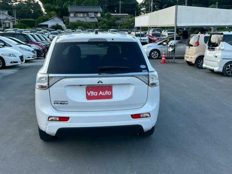 OUTLANDER PHEV