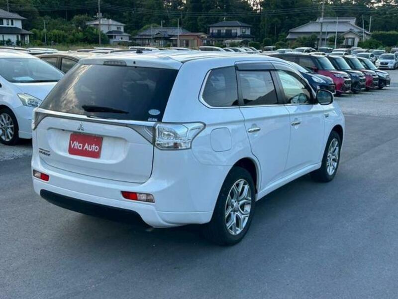 OUTLANDER PHEV