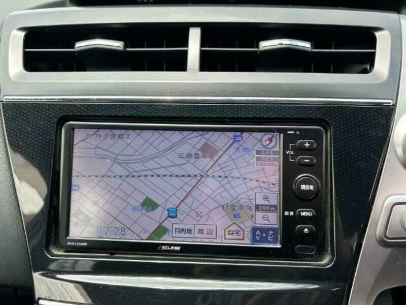 PRIUS ALPHA