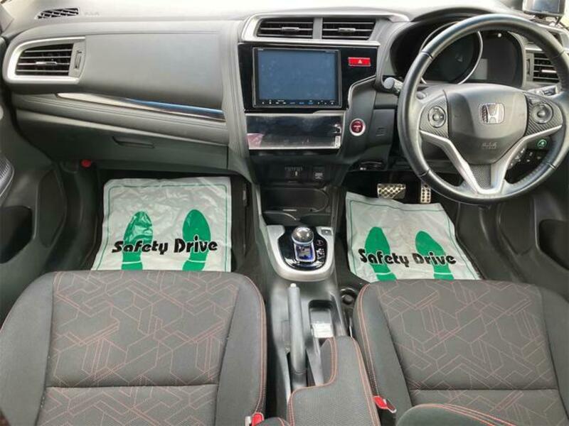 FIT HYBRID
