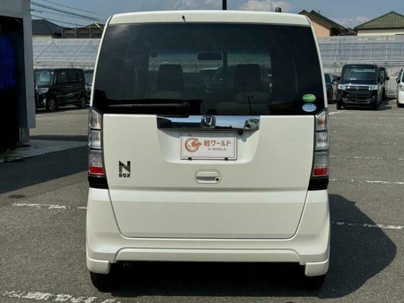 N BOX