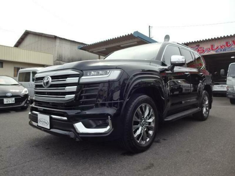 LAND CRUISER