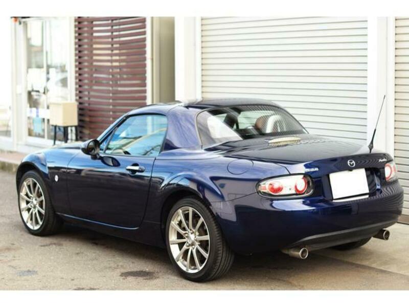 ROADSTER