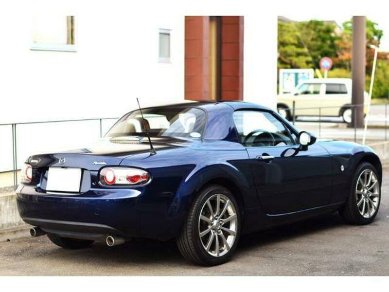 ROADSTER