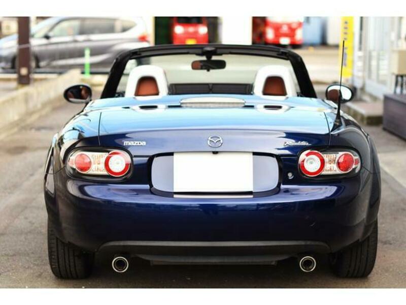 ROADSTER
