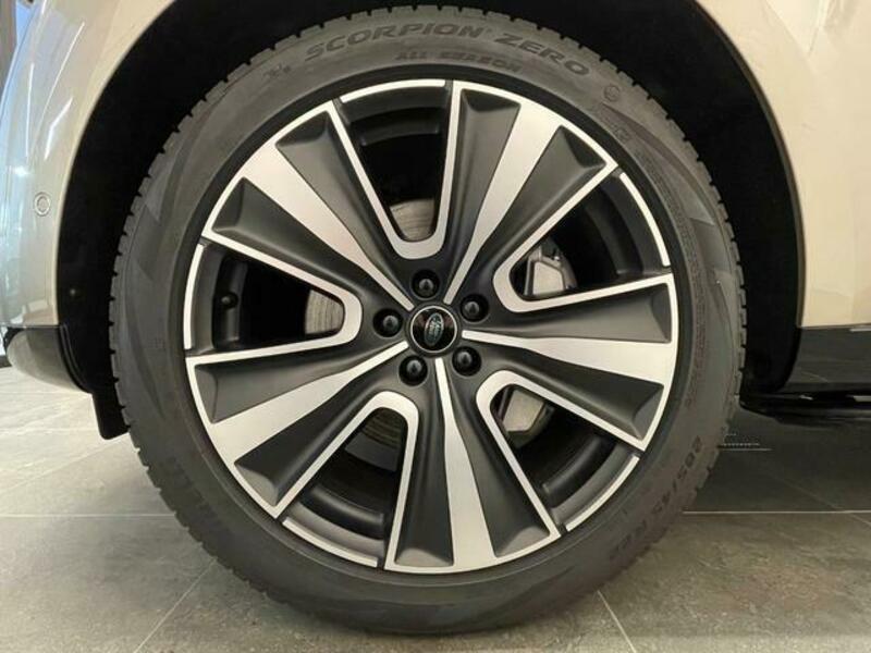 RANGE ROVER