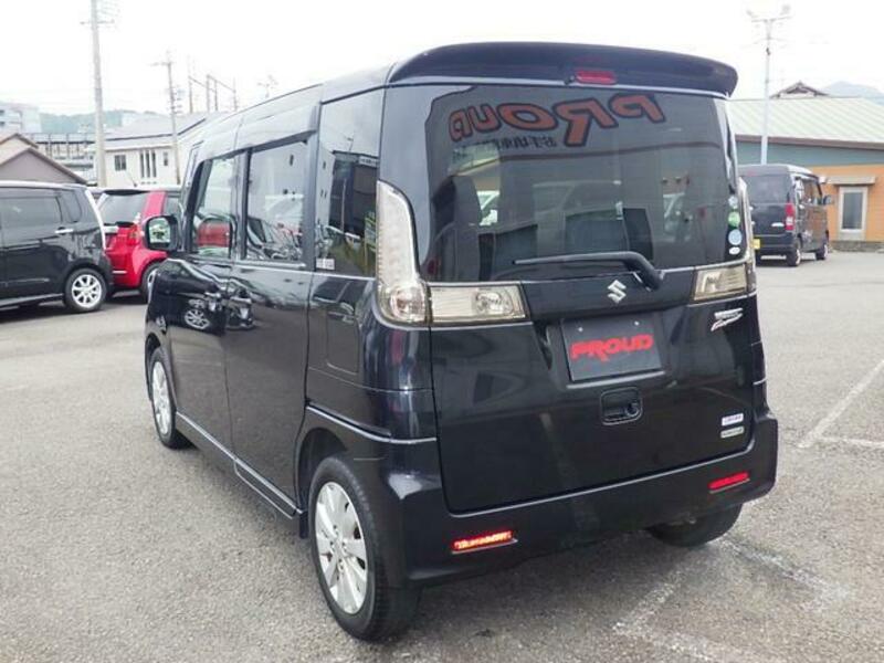 SPACIA CUSTOM