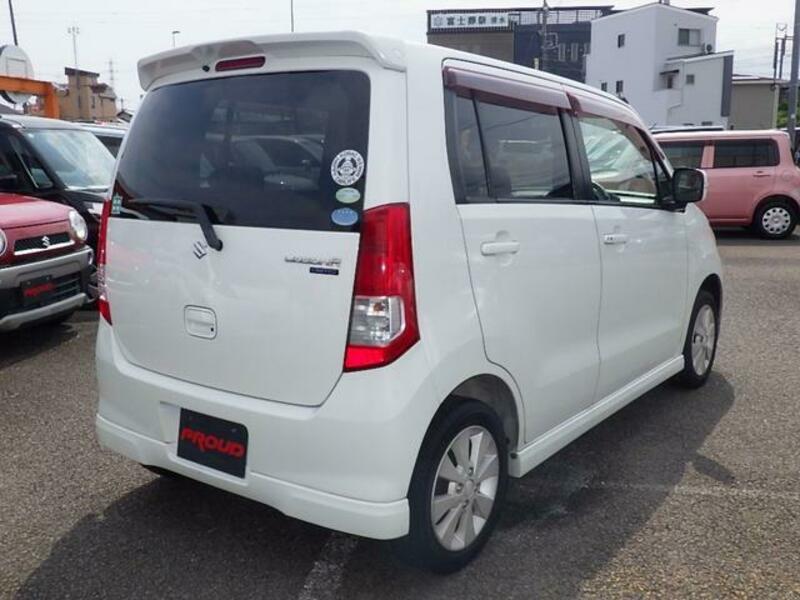 WAGON R