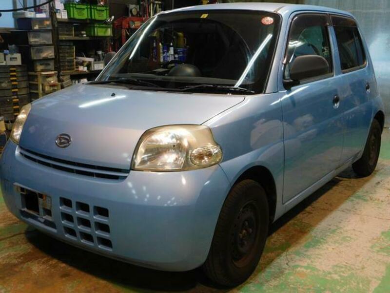 DAIHATSU ESSE