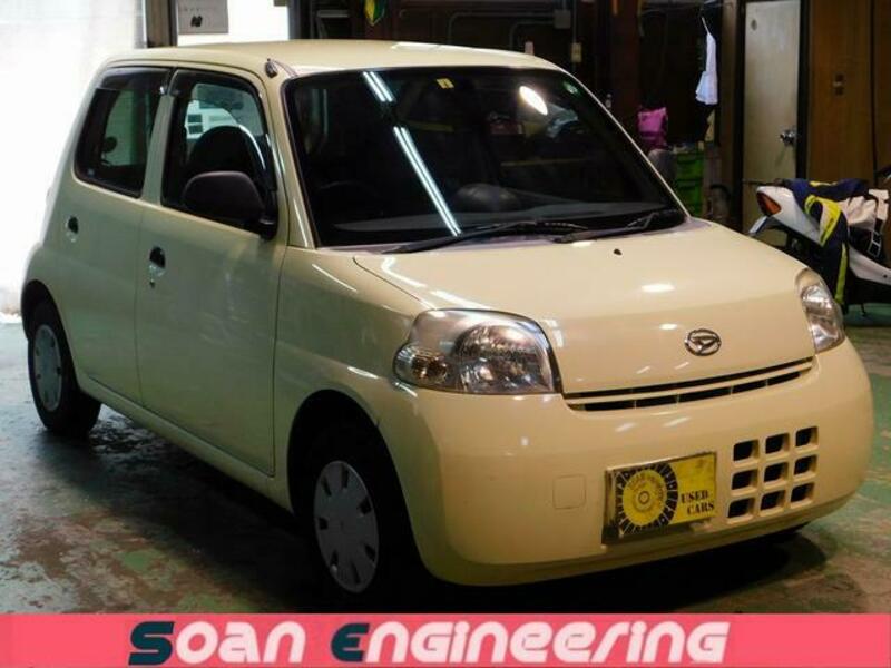 DAIHATSU ESSE