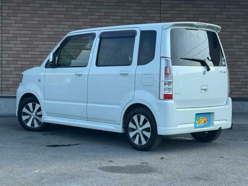 WAGON R
