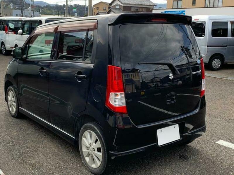 WAGON R