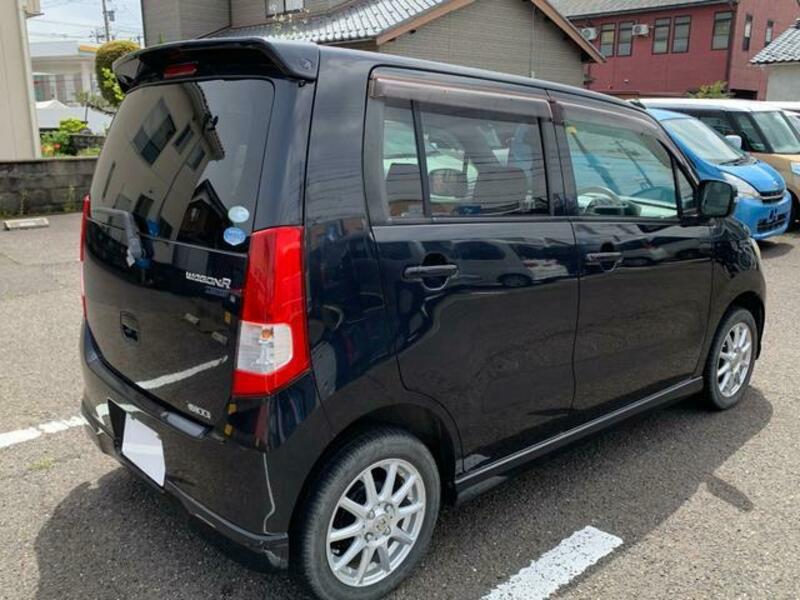 WAGON R