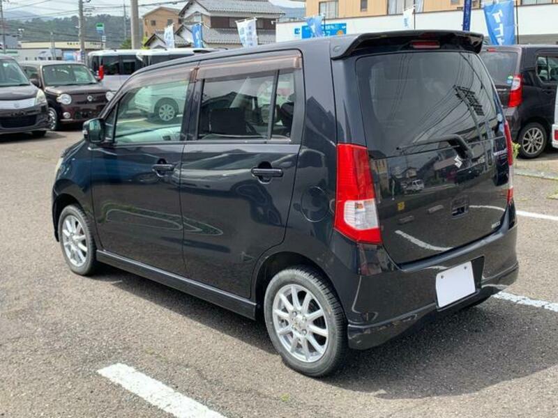 WAGON R